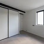 Ehub - Walk To Yuyuan Garden, The Bund And People\'S Square, Boutique 3Bedroom Fully Equipped Family Apt , Very Close To Subway