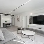 Ehub - Walk To Yuyuan Garden, The Bund And People\'S Square, Boutique 3Bedroom Fully Equipped Family Apt , Very Close To Subway