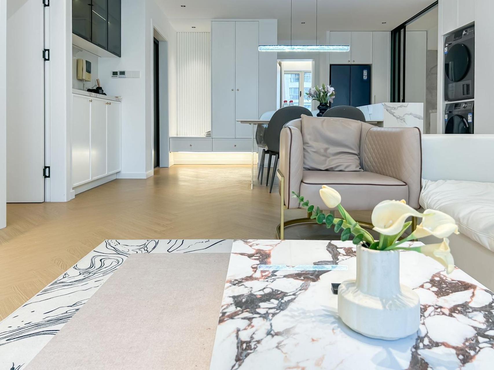 Ehub - Walk To Yuyuan Garden, The Bund And People's Square, Boutique 3bedroom Fully Equipped Family , Very Close To Subway