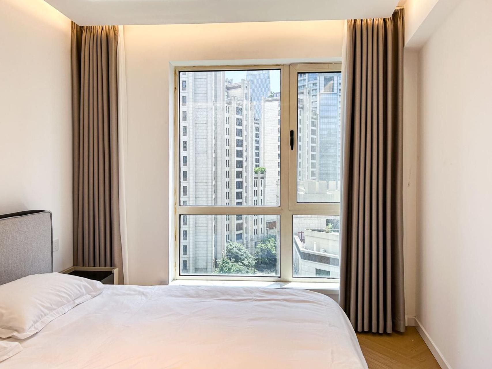 Ehub - Walk To Yuyuan Garden, The Bund And People's Square, Boutique 3bedroom Fully Equipped Family , Very Close To Subway Apartment *